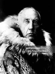 Robert Mawson's Instagram, Twitter & Facebook