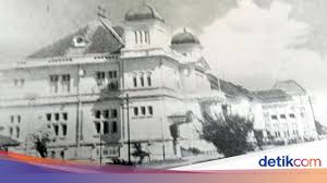 Maybe you would like to learn more about one of these? Gedung Bi Salah Satu Bangunan Bergaya Indis Di Yogyakarta