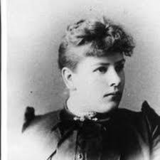 Dora Crow's Instagram, Twitter & Facebook