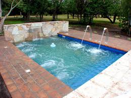 12 Piscinas Chiquitas Que Puedes Hacer En Tu Patio Pequeno Homify Pool Courtyard Pool Luxury Garden