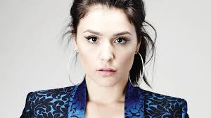 Her debut studio album devotion peaked at number five on the uk albums chart and produced the single wildest moments. Jessie Ware Music Fanart Fanart Tv