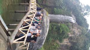 Harga tiket masuk air terjun sri gethuk. Air Terjun Lumoli Wisata Tersembunyi Di Maluku Yang Wajib Kamu Kunjungi Backpacker Jakarta