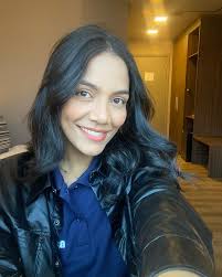 Iris Ventura (@iris_ventur) • Instagram photos and videos