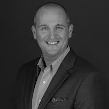 Clara Crandall's Instagram, Twitter & Facebook