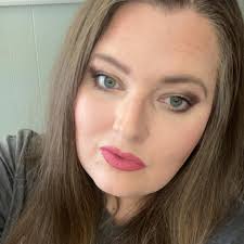 My Chinese girlfriend is pregnant and I need a Chinese name To give my baby  please help me