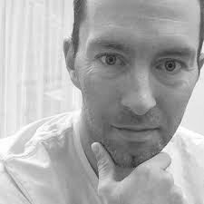 Robert Lindquist (@iam_VanZal)