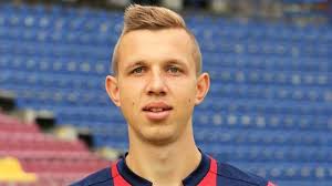 Der FC St.Gallen testet den polnischen Mittelfeldspieler Robert Obst.