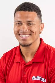 Bulldogs celebrate Senior Day, pick up three more wins