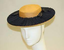 Label Lord Taylor N Y Late 1930 S Lovely Pleated Detail That Elastic Goes On The Back Lord Taylor Hats Hats Vintage