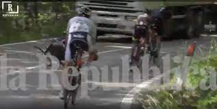 Zanardi and tagliani were taken to a berlin hospital; 1 Tkwqa67unrwm