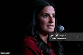 81 Danielle Alvarez Stock Photos, High-Res Pictures, and Images