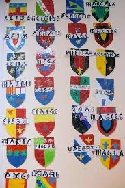 Blasons à colorier niveau 1 (facile) le p'tit matisse √ coloriage blason moyen age coloriage blason moyen age blasons à colorier nivea. Collection De Blazons Peints Sur Papier Coloriage Halloween A Imprimer Blason Moyen Age Maternelle