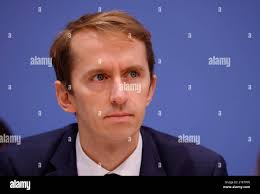 Daniel Greve , Pressesprecher des Bundesministeriums für Wirtschaft und  Klimaschutz BMWK, Deutschland, Berlin, Bundespressekonferenz, Thema:  Regierungspressekonferenz *** Daniel Greve , Press Spokesman of the Federal  Ministry of Economics ...