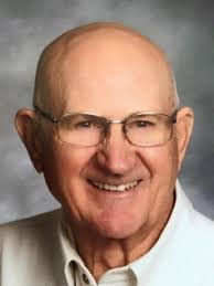 Loretta Henning's Instagram, Twitter & Facebook