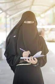  0 Ide Wanita Bercadar