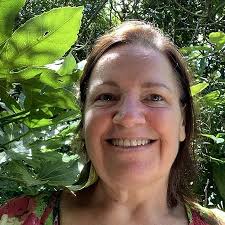 Debbie Mckenzie's Instagram, Twitter & Facebook