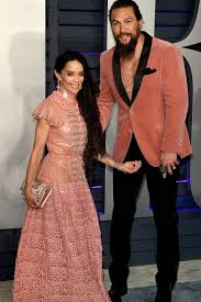 Lisa was a child star on the cosby show, and after she started dating lenny, she became part of one of the most famous couples in hollywood.the two started out as just friends but eventually eloped together in 1987. A Timeline Of Jason Momoa And His Wife Lisa Bonet S Epic Romance