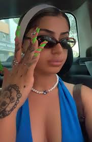 ALIZADE on X: Yediyim BoKlarin HESAPINI VERMEKE GIDIYORUM, tirnaklari  yapmaki yaptim Kaldi YAZIKIM PIERCING. Kendimnden ozur dilemek yapiyorum Bi  DAHA BOYLE BOKLARA GIRMAYACAM SOZZZZ🙏🫶🥹🙏❤️ t.coysk3zQFAOm  X