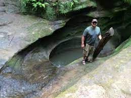 Taken on december 4th, 2015. Devil S Bathtub Picture Of Hocking Hills State Park Ohio Tripadvisor