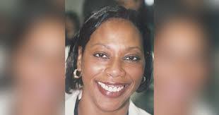 Gladys Roach's Instagram, Twitter & Facebook