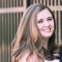 Eloise Hyatt's Instagram, Twitter & Facebook