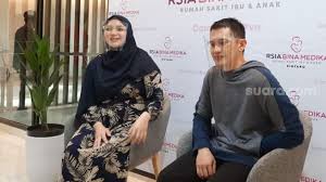 Ungkapan rindu yang disampaikan rezky pada citra kirana sontak membuat netizen semakin semangat untuk mendoakan hubungan asmara mereka. Rezky Aditya Explains The Meaning Of His First Child S Name