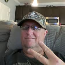 Steven Rothe's Instagram, Twitter & Facebook