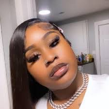 Everlina Jackson's Instagram, Twitter & Facebook