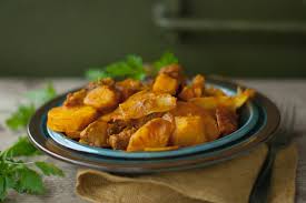 Den er nemlig inspirert av den britiske kjendiskokken heston blumenthals oppskrift med ovnsbakte. Innhosting Og Alt I Ett Gryte