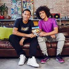 Omar abdulrahman ahmed al raaki al amoodi (tiếng ả rập: Omar Abdulrahman And Neymar For Pes 2016 Esquire Middle East