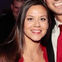 Liz Vick's Instagram, Twitter & Facebook