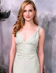 Pin By Matt Wheeler On Evan Rachael Wood Evan Rachel Wood Celebrity Haircuts Celebrity Hairstyles