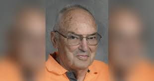 Elaine Sargent's Instagram, Twitter & Facebook