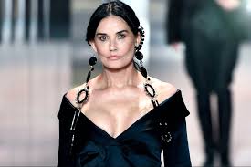 Born november 11, 1962) is an american actress and film producer. 8uatmd 4wexkim