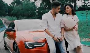 Bagi yang masih menggunakan radio dan media player jenis lama dalam kereta anda, eloklah kiranya tukar satu yang baru. Isa Khan Kumpul Duit Selama 6 Bulan Untuk Hadiahkan Risteena Kereta Audi