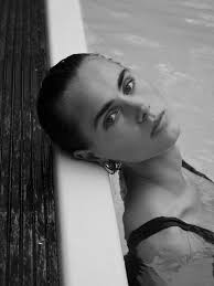 Elise Otto's Instagram, Twitter & Facebook