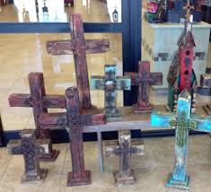 Iron cross, standing, home decor, ornaments, tabletop decorations, office decor. Buc Ee S Has Awesome Decorative Crosses Crosses Decor Decor Home Decor