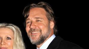Robin des bois (robin hood). Russell Crowe De Gladiator A Robin Des Bois Cnews