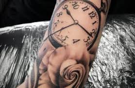 tetování hodiny význam mena