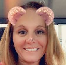 Laura Fedak's Instagram, Twitter & Facebook