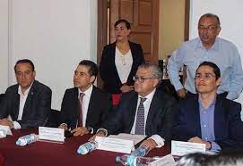 Ver perfiles de personas llamadas carlos maldonado mendoza. Aborda Carlos Maldonado Mendoza Con Diputados Locales La Situacion Financiera De Michoacan