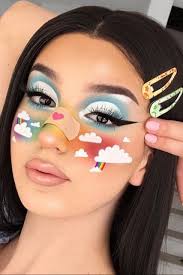 17 Cloud Makeup Photos That Prove It S The Most Magical Beauty Trend To Sweep The Internet Crazy Makeup Artistry Makeup Creative Eye Makeup