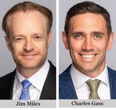 Enid Wade's Instagram, Twitter & Facebook