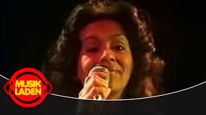 Marilyn Billy's Instagram, Twitter & Facebook