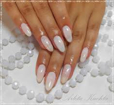 Studio Stylizacji Paznokci Butterfly Mleczne