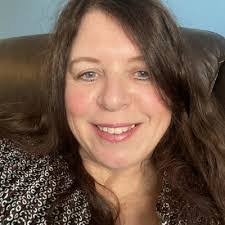 Tricia Carlson's Instagram, Twitter & Facebook