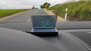 Audi a7 head up display and night vision audi a7 review. Preisgunstiges Head Up Display Zum Nachrusten Im Test Was Kann Das Hud Fur Ca 50 Euro Youtube