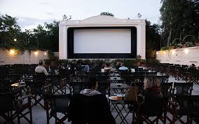 Οι αναγνώστες μας πάνε θερινο σινεμα με την εφημερίδα μας. Ranteboy Sta 8erina Sinema Koyzina Ta3idi Ta3idi E8nikos Khry3