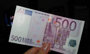 Banca centrală europeană a anunţat că va opri emiterea bancnotei de 500 de euro. Atentie Ai Banconote De 500 De Euro Scapa Urgent De Ele Infocs