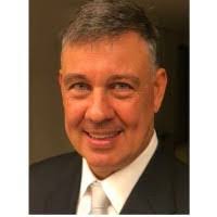 Danielle Simoes's Instagram, Twitter & Facebook